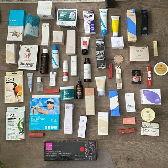 BEAUTY MYSTERY BOX - Picture 4 of 4